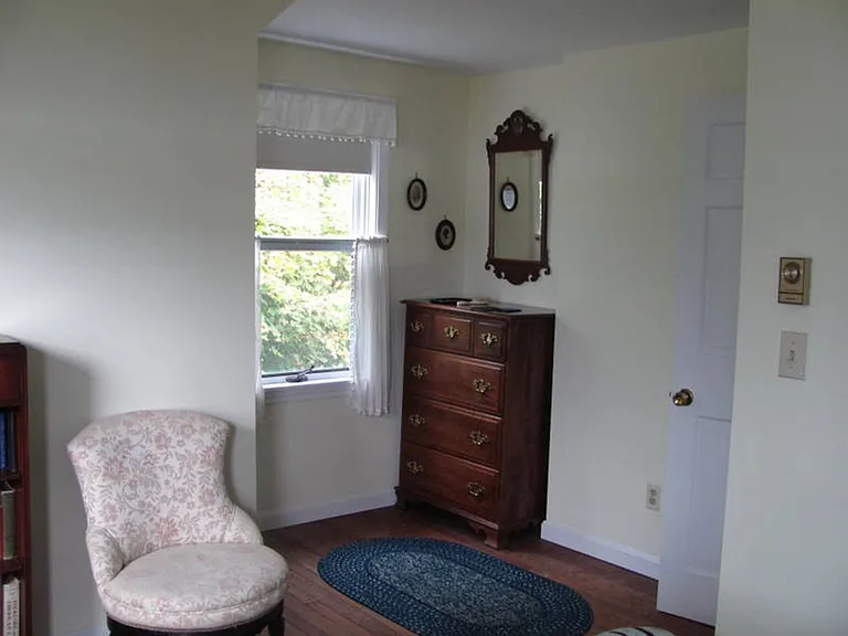 36 Webb Field Rd — Photo 9