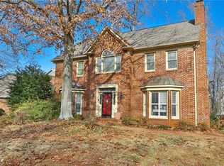 3904 Hobbs Rd, Greensboro, NC 27410