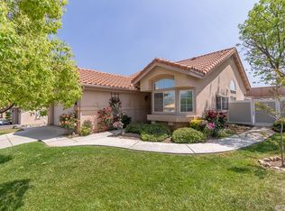 10773 Blue Crest Dr, Yucaipa, CA 92399