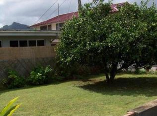 601 Auwai St, Kailua, HI 96734
