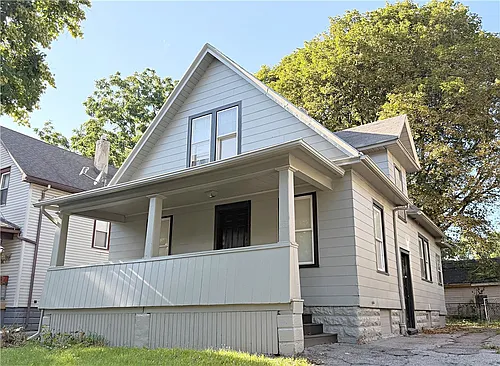 158 Mohawk St Photo 1