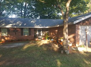 1300 Hampton Rd, Paris, TX 75462