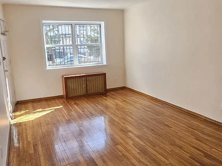 10857 64th Ave #1 — Photo 4