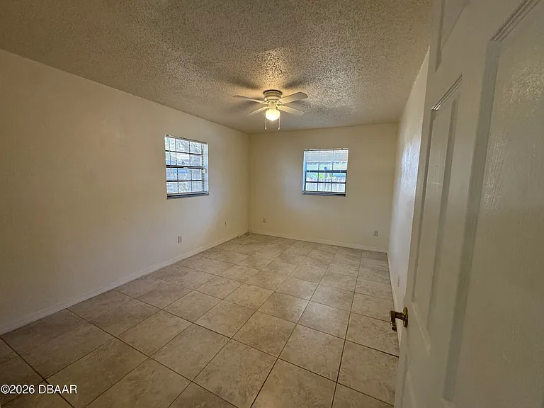 319 Cavanah Dr #B — Photo 10