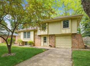 3205 Valdez Dr, Des Moines, IA 50310