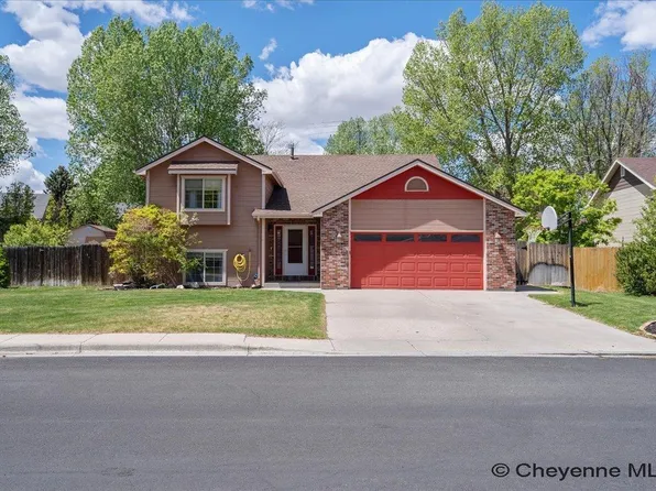 1110 Colonial Dr, Cheyenne, WY 82001