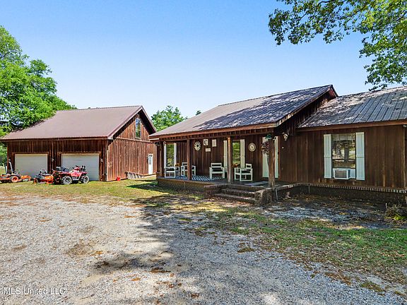 2nd image of 182 Rolling Woods Rd