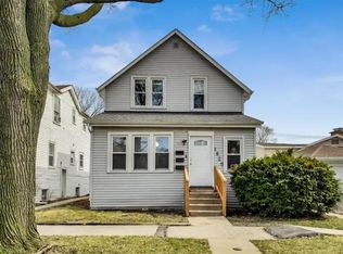 1829 Hartrey Ave #2, Evanston, IL