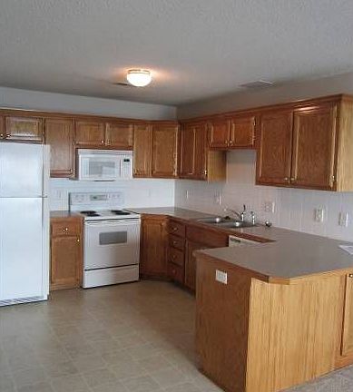 Spacious Kitchen