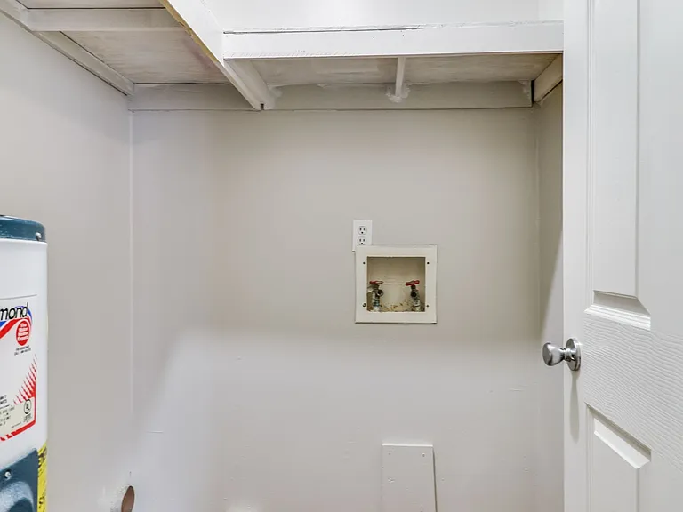County View Apartments — Photo 7