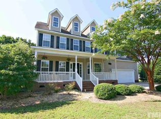 1513 Grassy Hills Ln, Holly Springs, NC 27540