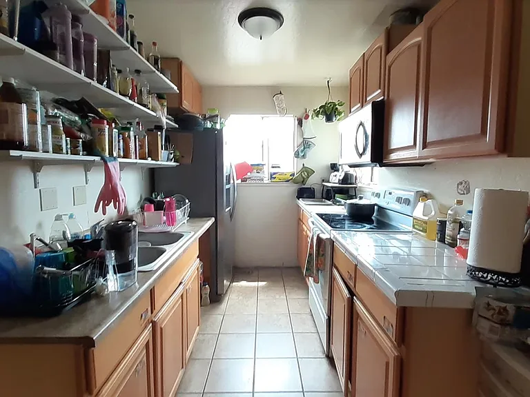 233 Beachview Ave — Photo 17