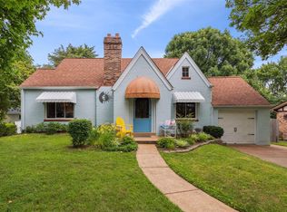 11631 Denny Rd, Saint Louis, MO 63126