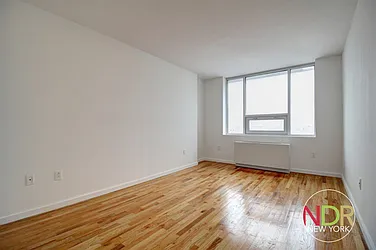 Rented by Next Door Realty NYC