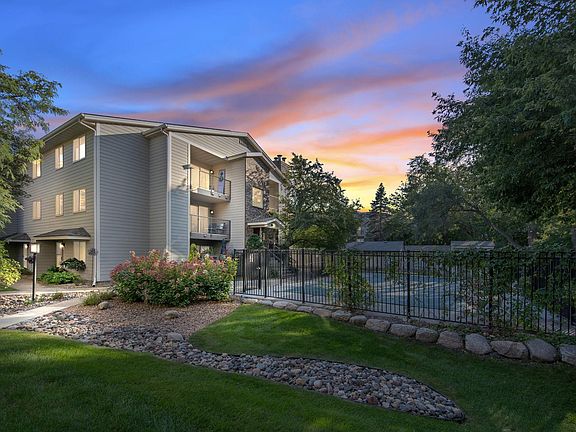 5th image of 2140 Ridge Dr APT 24