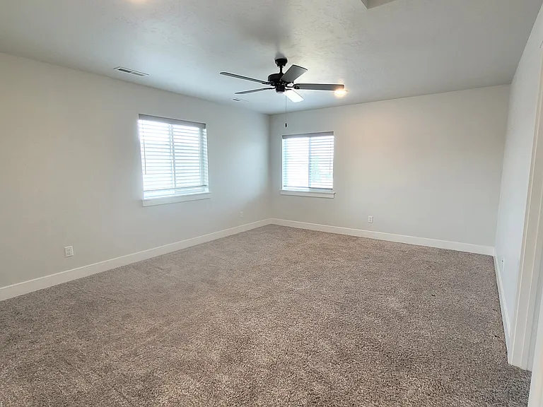 1768 W Crosswind St — Photo 22