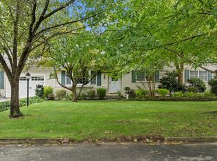 19 Iroquois Ave, Oceanport, NJ