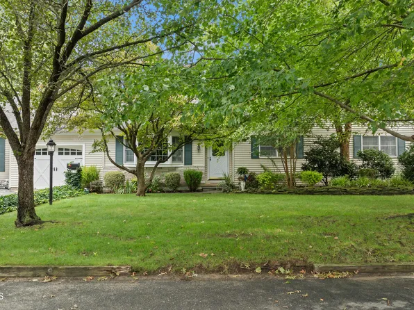 19 Iroquois Avenue, Oceanport, NJ 07757