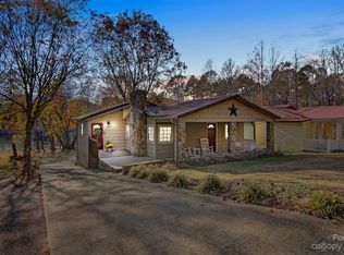 4479 Driftwood Dr, Granite Falls, NC 28630