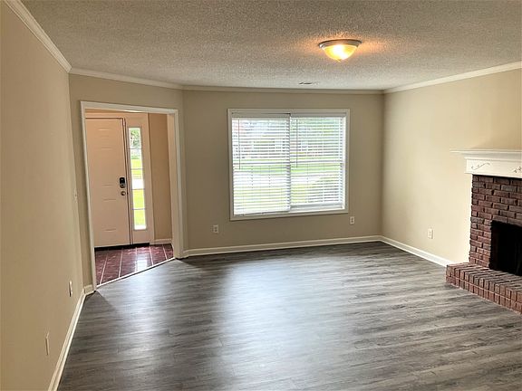 2nd image of 2879 Bridle Creek Dr SW