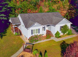 1533 Bugscuffle Rd, Hiawassee, GA 30546