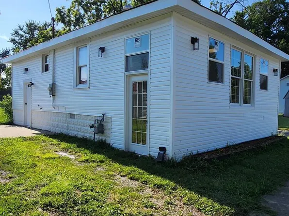 311 N 16th St, Murphysboro, IL 62966