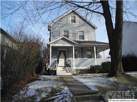 2nd image of 165 South St
