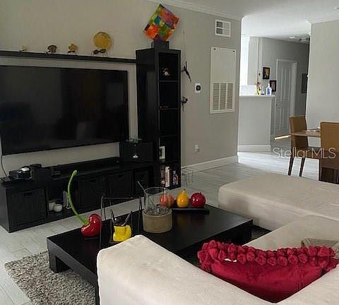 3rd image of 1001 Via Santae Ln APT 101