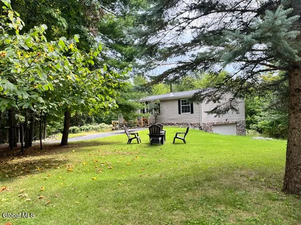 434 Potter Hill Road, Bolton Landing, NY 12814