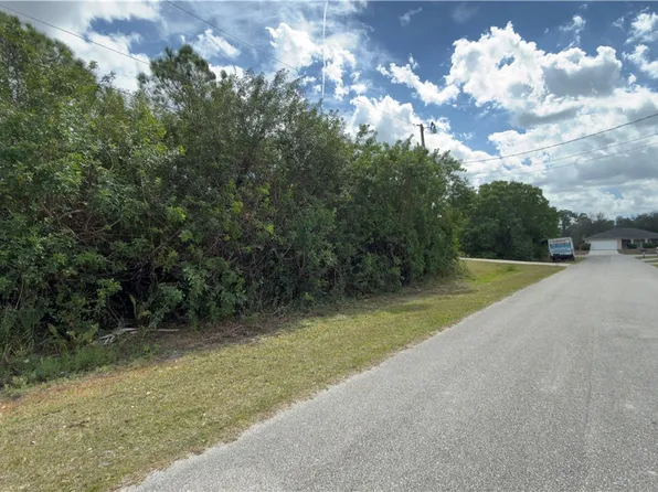 6136 Hepner Ave, Fort Myers, FL 33905