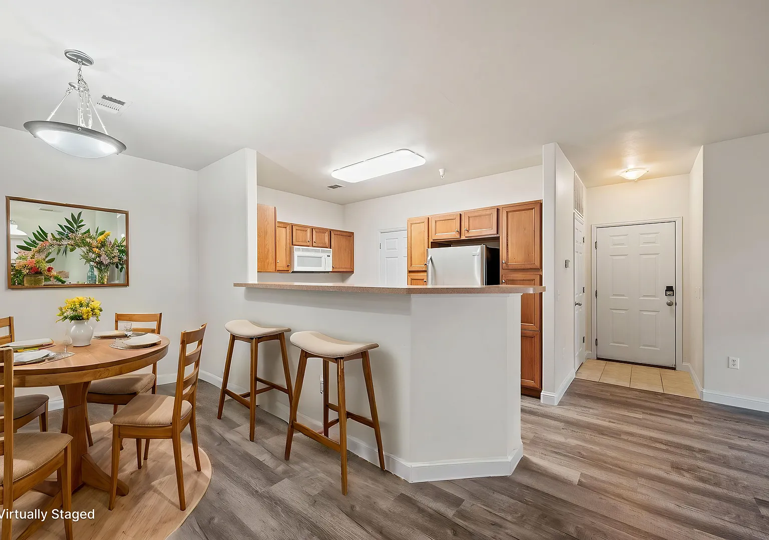Spacious 3BR/2BA Condo | 2 Private Patios | Fireplace | A/C | W/D — Photo 4