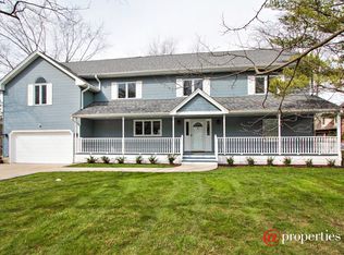 1920 Sunnyside Ave, Highland Park, IL