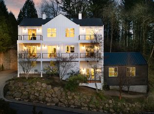 290 SW Moonridge Pl, Portland, OR 97225