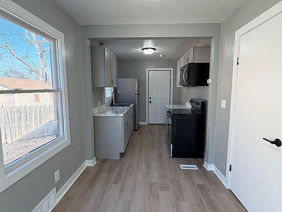 3rd image of 3929 N 42nd St