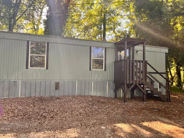 Broadway Mobile Home Park, 611 Broadway Ave Lot 8, Talladega, AL 35160