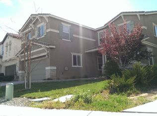 9042 Fremont Ct, Oak Hills, CA 92344
