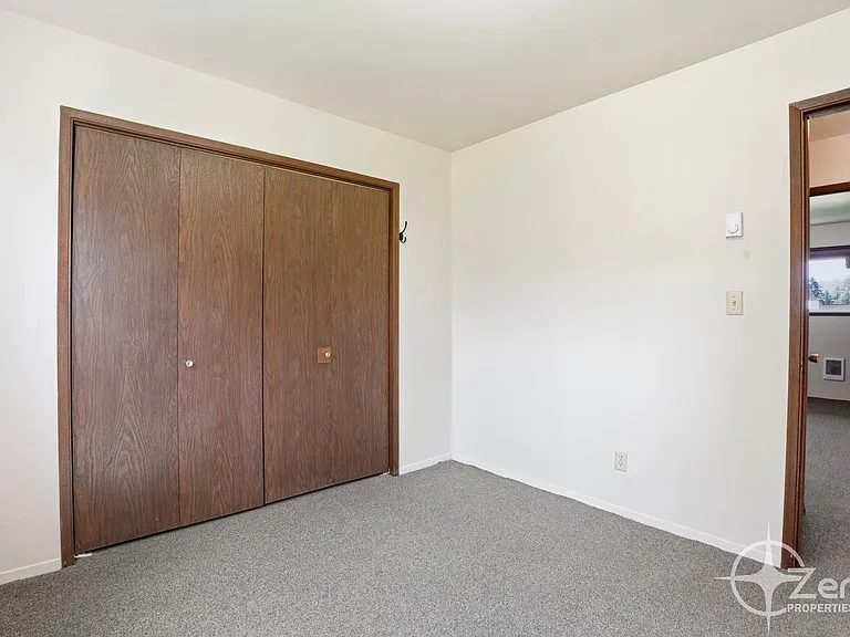 166 Virginia St #B — Photo 14