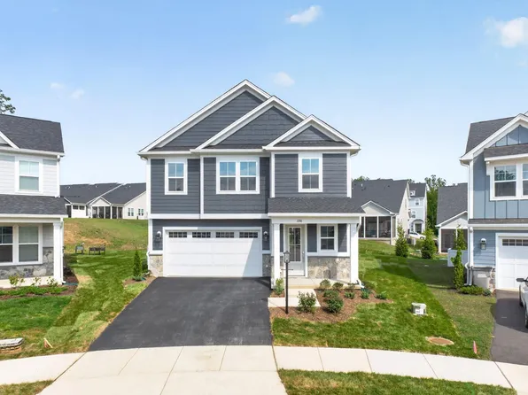 1198 Sablewood Dr, Charlottesville, VA 22911