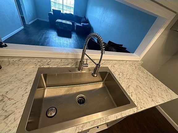 5th image of 675 Wooddale Blvd APT 12