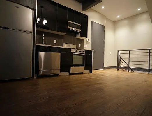 Rented by null | media 17