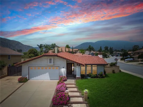 5697 Los Robles, La Verne, CA 91750