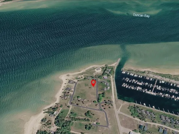 1228 Lofgren Shore Dr, Cheboygan, MI 49721