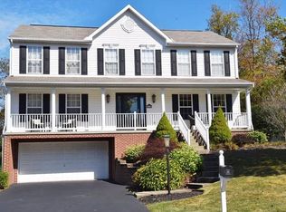 414 Sherwood Dr, Beaver, PA 15009
