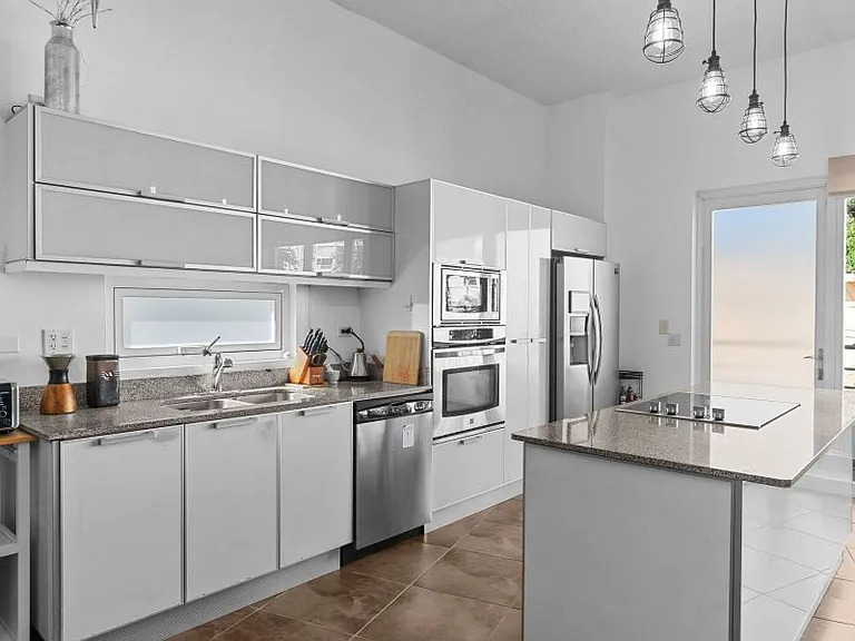 COND THE LOFTS AT 2014 APT 101 — Photo 3