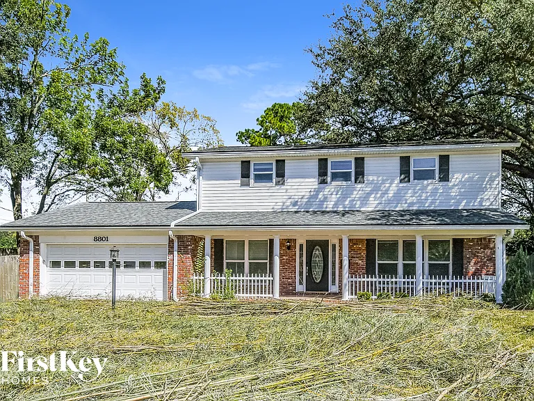 8801 Coventry Ct — Photo 2