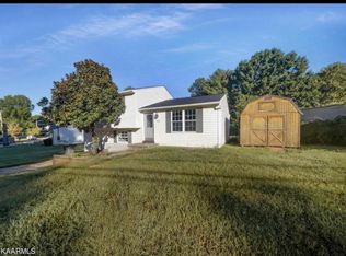 4309 Twin Pines Dr, Knoxville, TN 37921