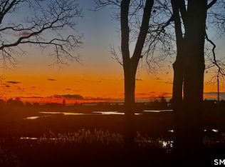 33 Briarwood Drive, Old Saybrook, CT 06475