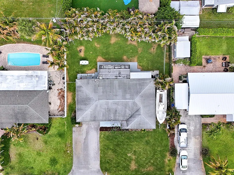 1518 Summer Ave — Photo 45