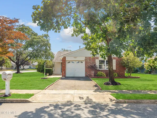 1 Reef Place, Brick, NJ 08723