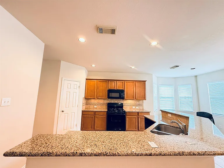 2722 Palermo Ct — Photo 6